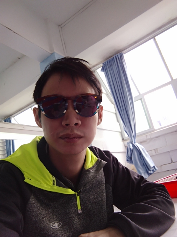 五华移民男的第一张照片--罗源相亲网
