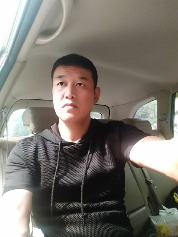 深爱的疯子的第一张照片--罗源相亲网
