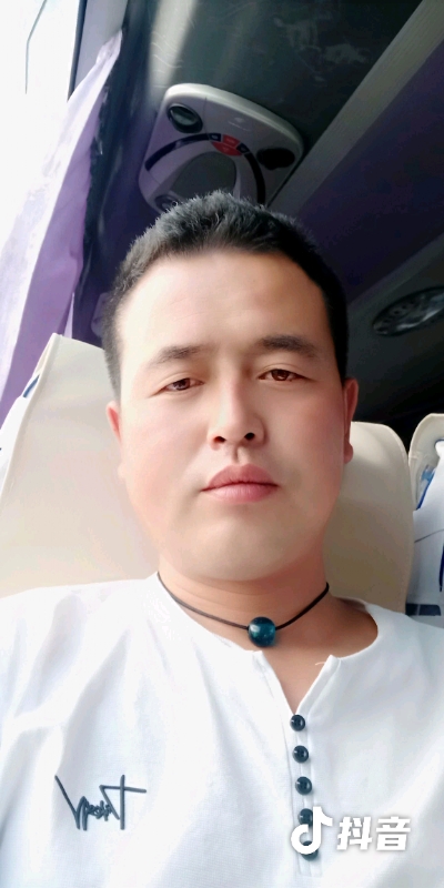 瞬间被爱上的第一张照片--罗源相亲网