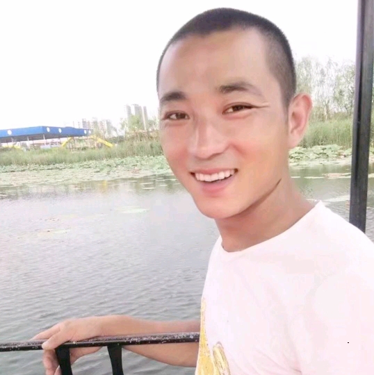 为你等候的第一张照片--罗源相亲网