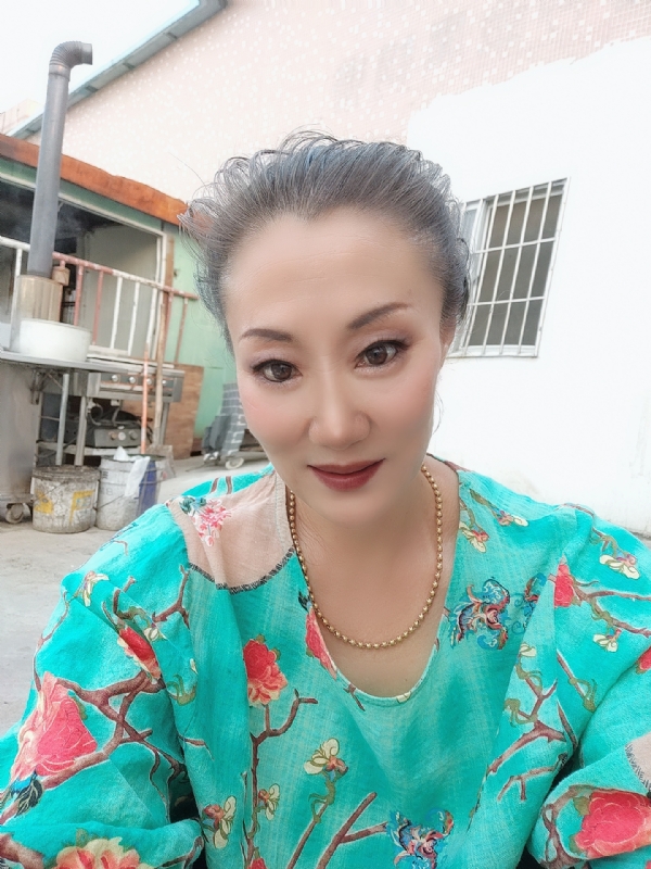 燕子的第三张照片--罗源相亲网