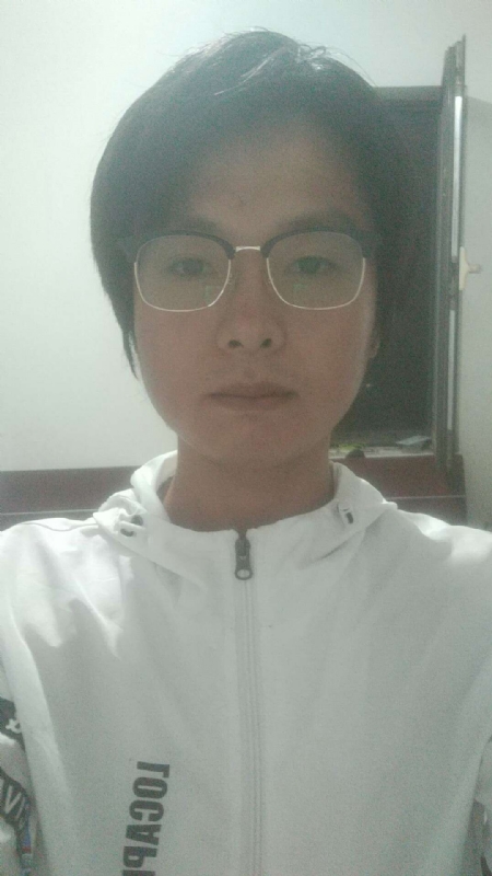 轻吻的第一张照片--罗源相亲网