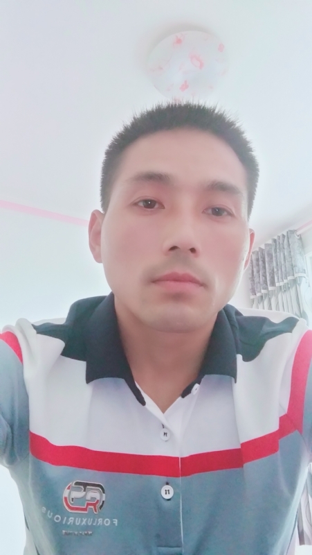 染红尘世的第一张照片--罗源相亲网