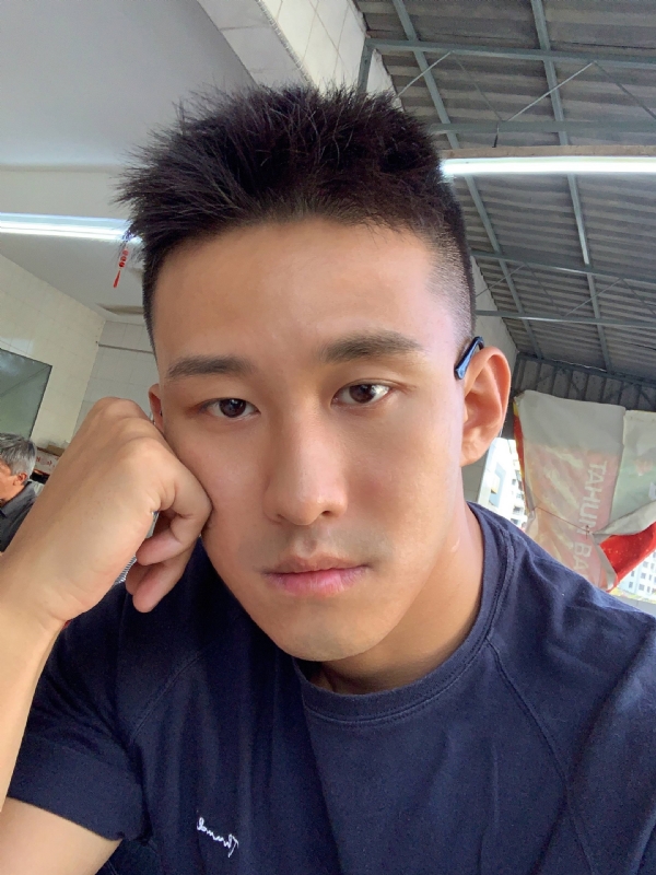 相见恨晚的第二张照片--罗源相亲网