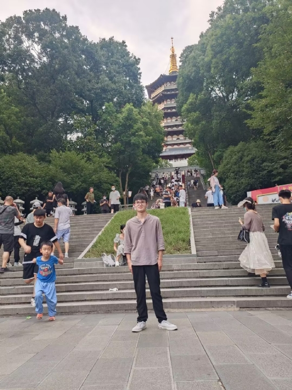阳光男孩的第二张照片--罗源相亲网