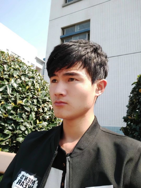 阳光男孩的第四张照片--罗源相亲网