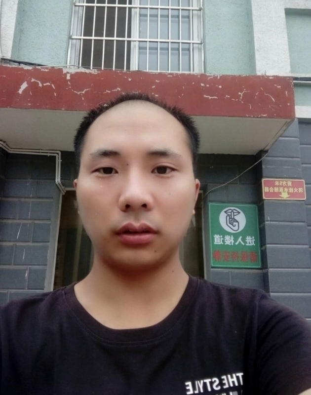 亮亮的第一张照片--罗源相亲网