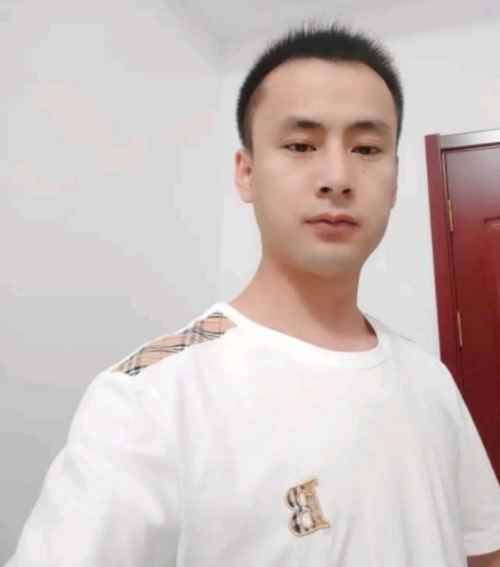 海阔天空的第一张照片--罗源相亲网