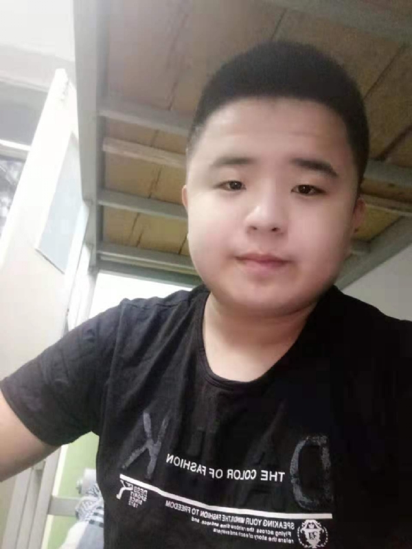 打小就爱淘气的第一张照片--罗源相亲网