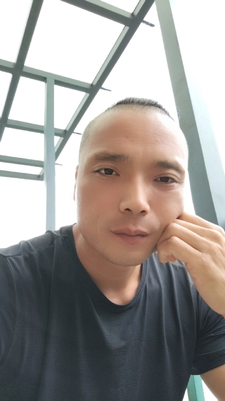 伯爵的第三张照片--罗源相亲网