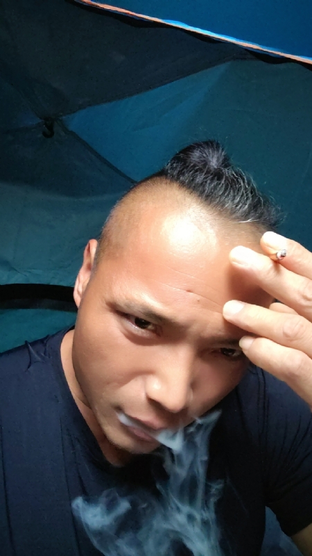 伯爵的第四张照片--罗源相亲网