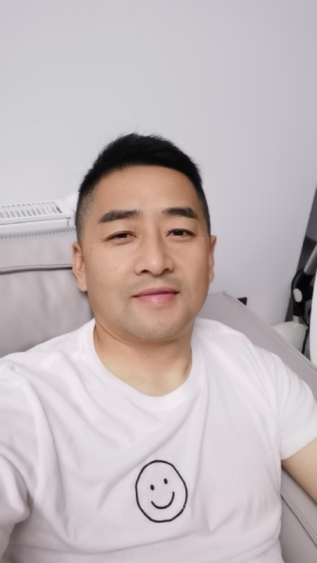 向阳而生的第一张照片--罗源相亲网