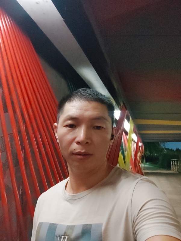 夜猫的第一张照片--罗源相亲网