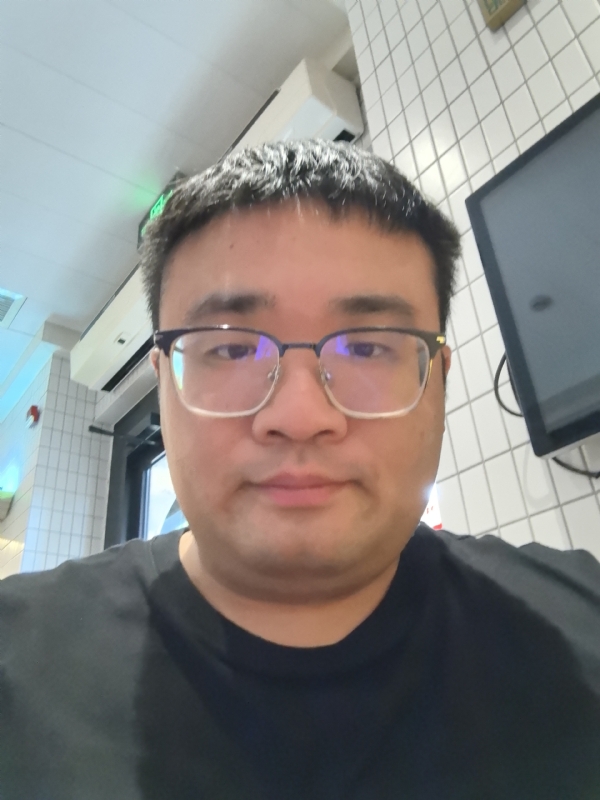 君临天下的第三张照片--罗源相亲网