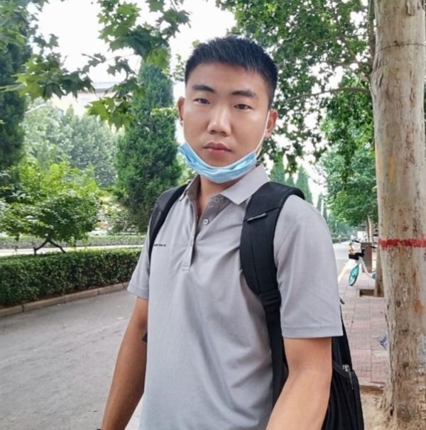 90年男征婚的第一张照片--罗源相亲网