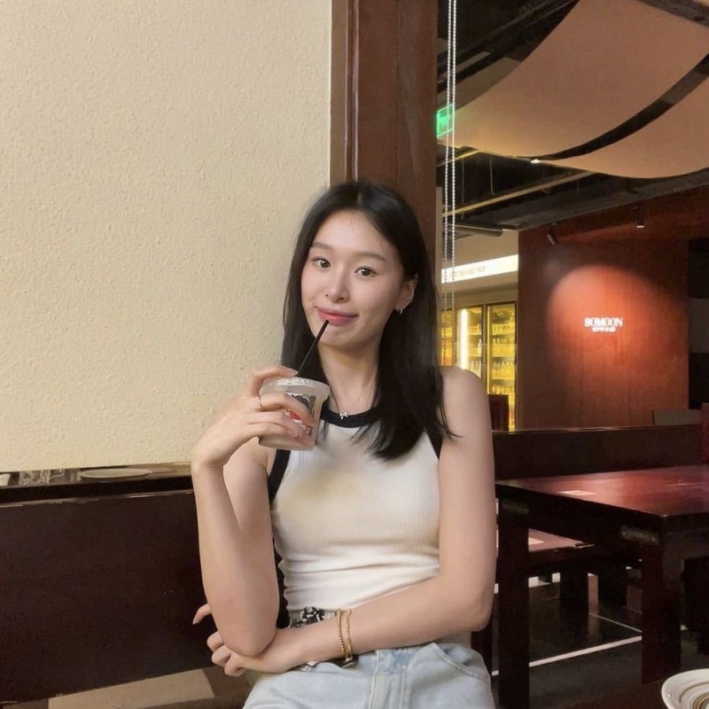 羽毛的第一张照片--罗源相亲网