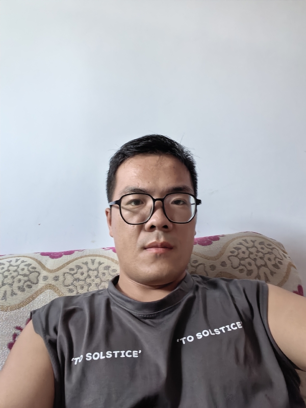卫TF的第三张照片--罗源相亲网